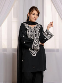 The Serene Krinkle: 3-PC Lawn Cotton Suit with Hand-Embroidered Chiffon Dupatta