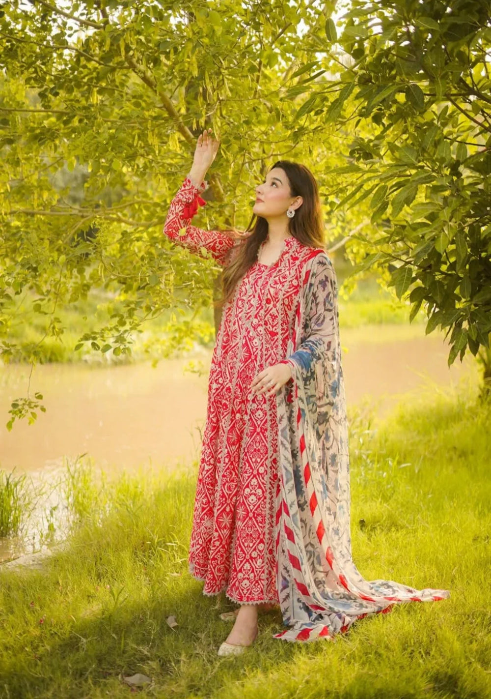 8 Yards of Artistry: Custom Embroidered Lawn Ensemble | Chiffon Dupatta with 4-Side Lace | Unstitched 3PC