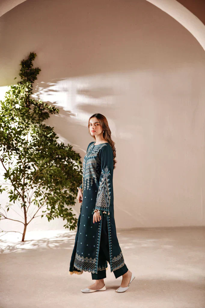Signature Embroidered Lawn Unstitched 3PC | Delicate Daman Patch & Printed Monarch Voil Dupatta
