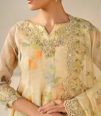 The Artisanal Legacy: Digital Lawn Ensemble with Aplic & Embroidered Chiffon Dupatta