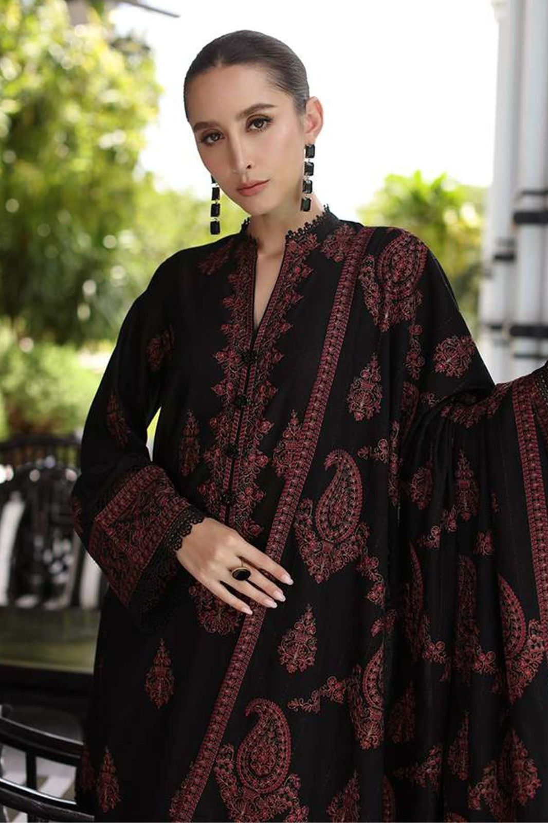 Dhanak Luxury 3PC | Heavy Embroidered Unstitched Suit with Shawl