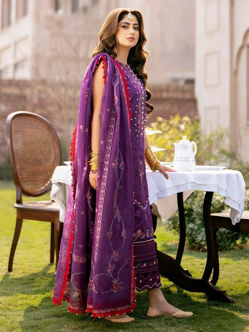 The Regal Chikankari Masterpiece: Heavy Embroidered 3-PC Lawn Suit with Net Dupatta